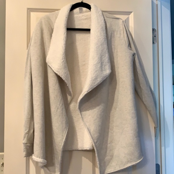 GAP Other - Like new Gap Body pajama sweater Sherpa Sz small